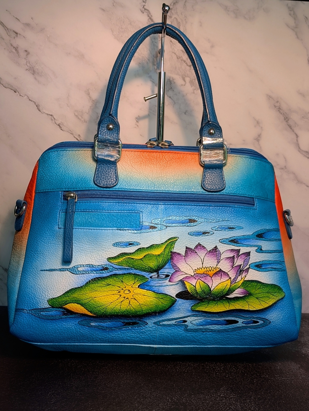 Sukriti Hand-Painted Swan Leather Handbag - Picture 2 of 10